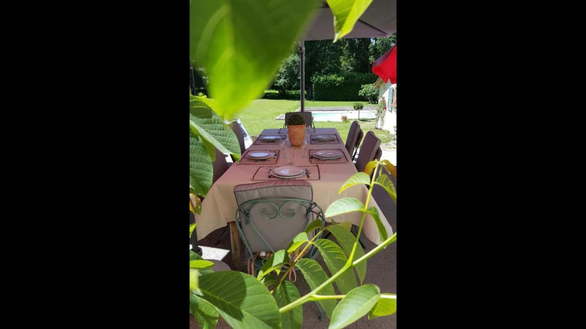 Chambre Saint Emilion - Le Clos D'Antan Les Artigues-de-Lussac Εξωτερικό φωτογραφία